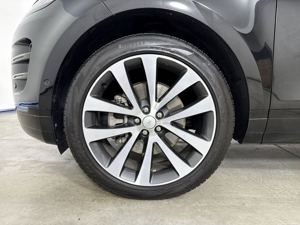2025 Land Rover Range Rover Evoque Dynamic SE