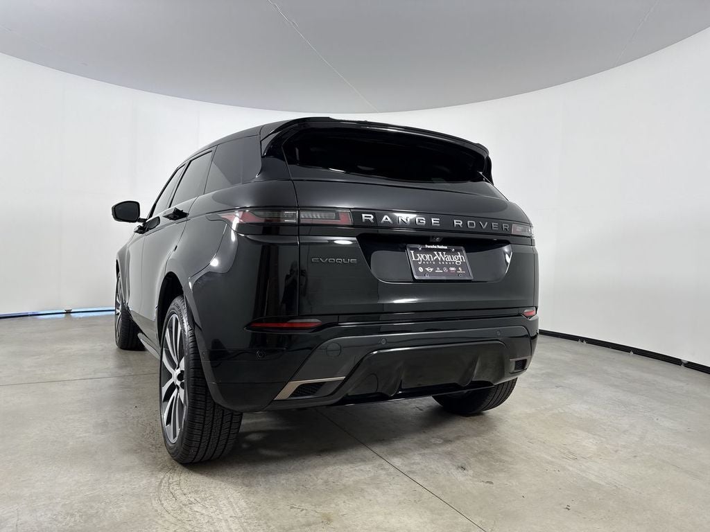 2025 Land Rover Range Rover Evoque Dynamic SE