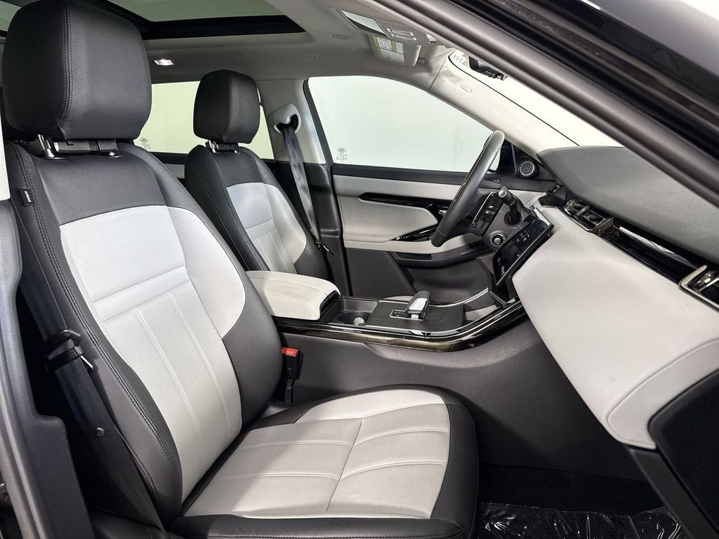 2025 Land Rover Range Rover Evoque Dynamic SE