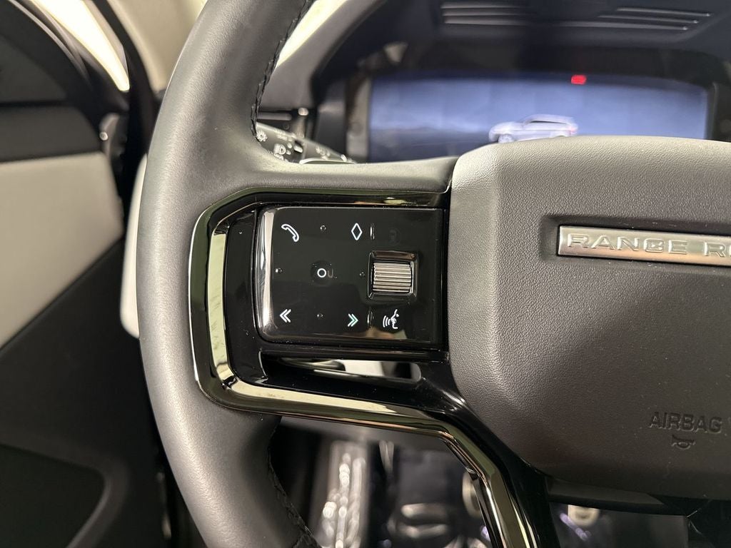 2025 Land Rover Range Rover Evoque Dynamic SE