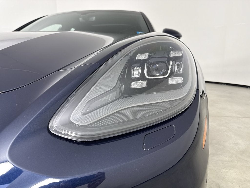 2018 Porsche Panamera Base