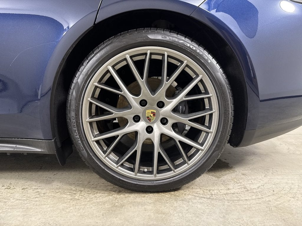2018 Porsche Panamera Base