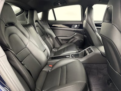 2018 Porsche Panamera Base