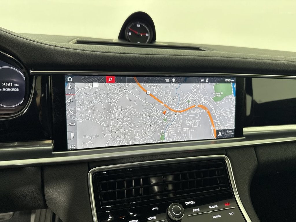 2018 Porsche Panamera Base
