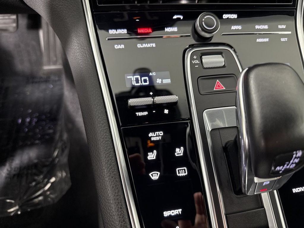 2018 Porsche Panamera Base