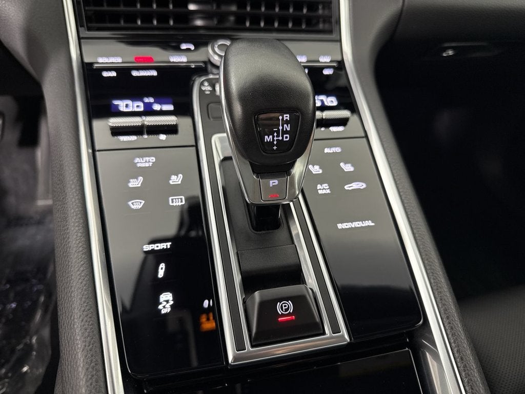 2018 Porsche Panamera Base