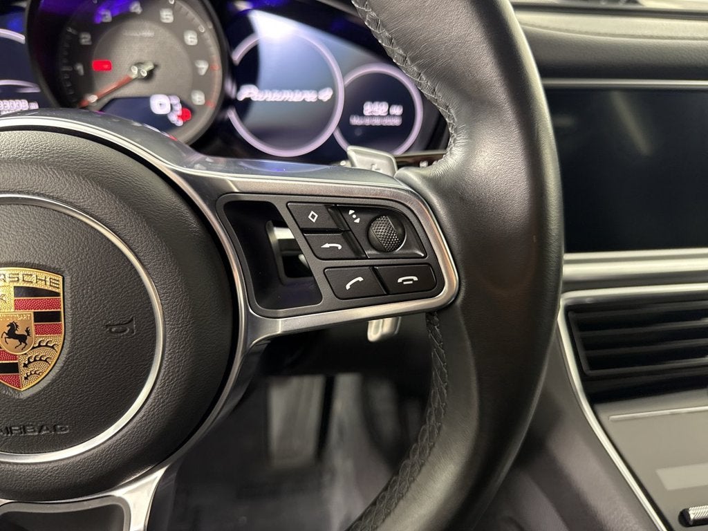 2018 Porsche Panamera Base