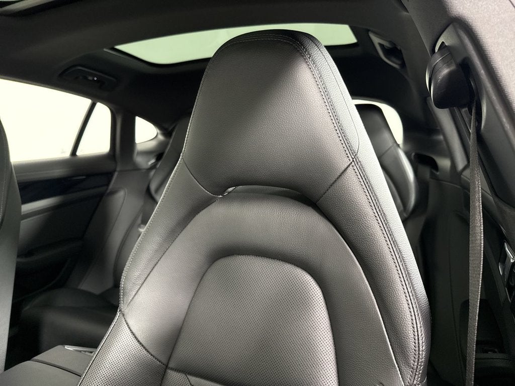2018 Porsche Panamera Base