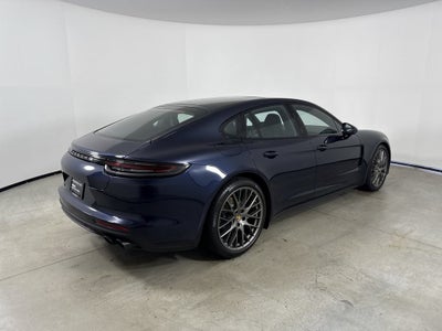 2018 Porsche Panamera Base