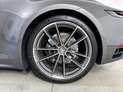 2024 Porsche 911 Carrera 4