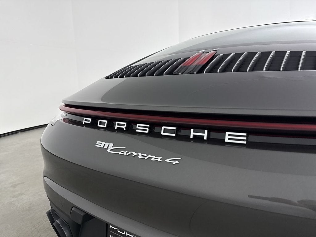 2024 Porsche 911 Carrera 4