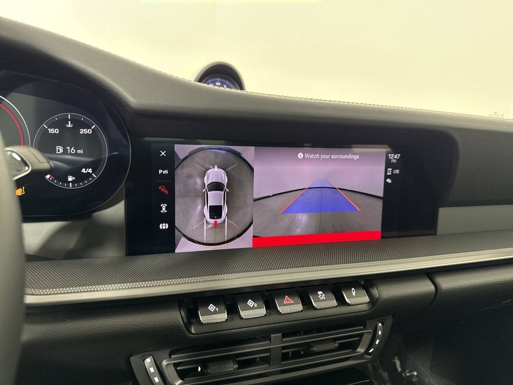 2024 Porsche 911 Carrera 4