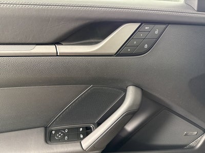 2024 Porsche 911 Carrera 4