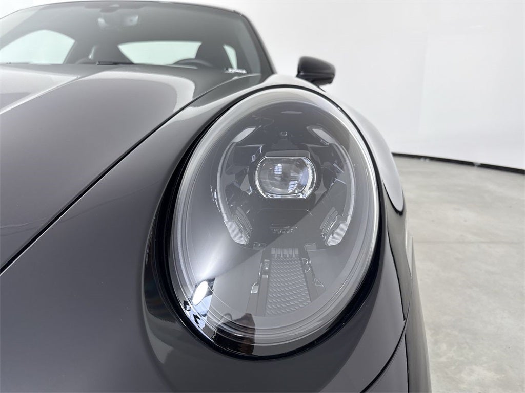 2025 Porsche 911 Carrera