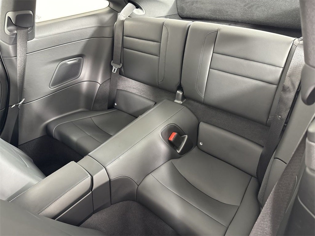 2025 Porsche 911 Carrera