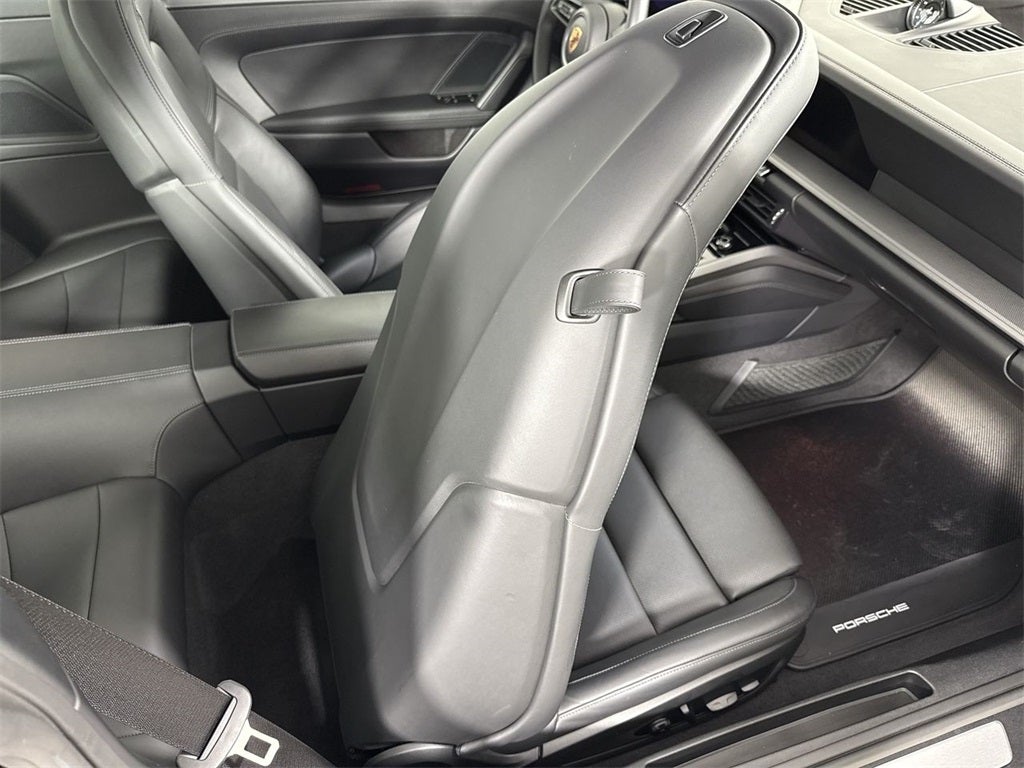 2025 Porsche 911 Carrera