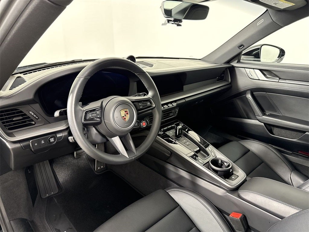 2025 Porsche 911 Carrera