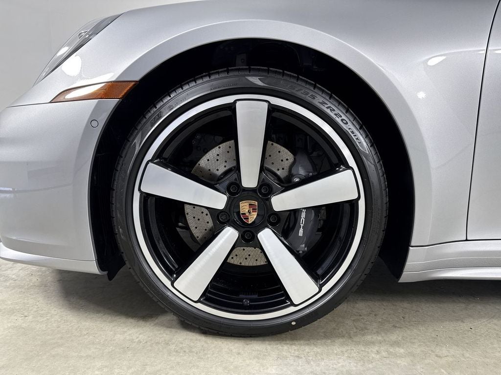 2026 Porsche 911 Carrera