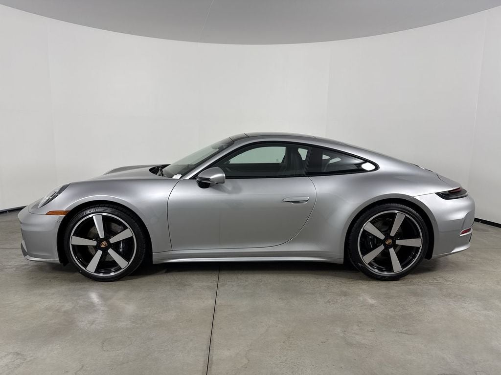 2026 Porsche 911 Carrera