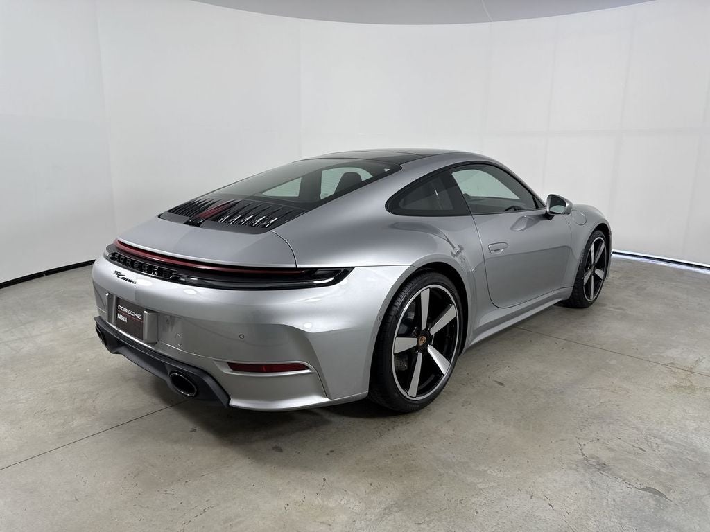 2026 Porsche 911 Carrera