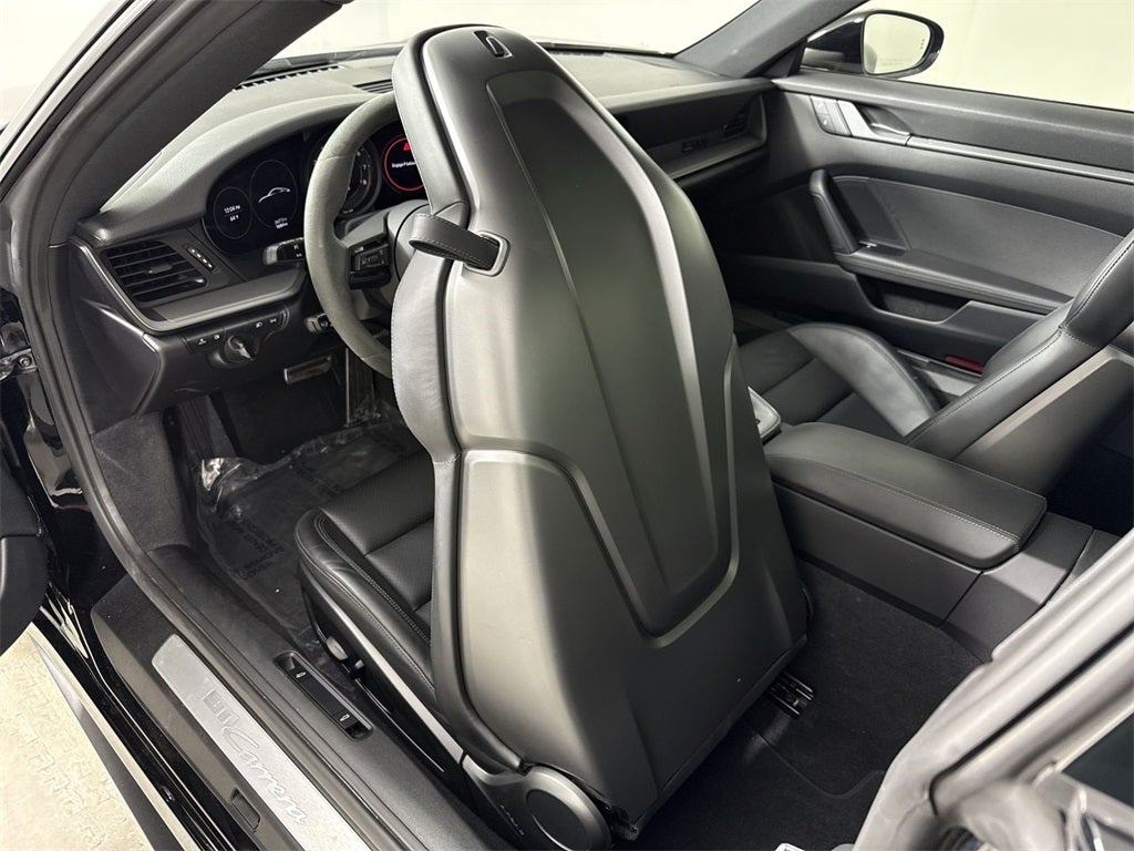 2023 Porsche 911 Carrera