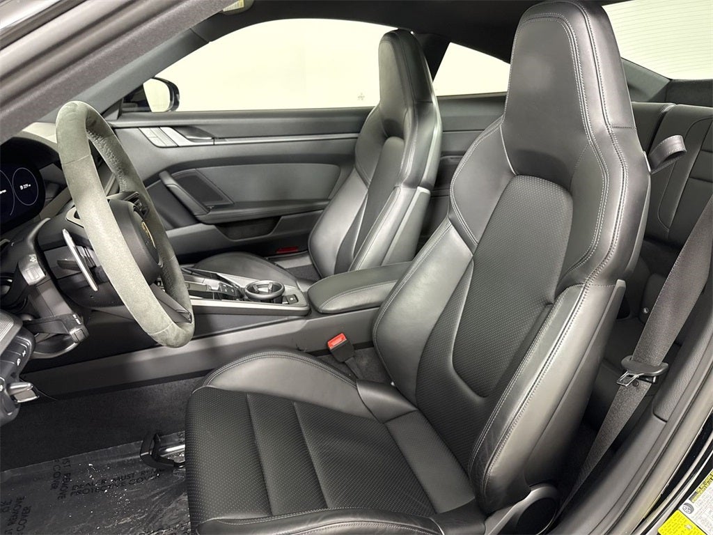 2023 Porsche 911 Carrera