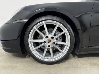 2024 Porsche 911 Carrera 4
