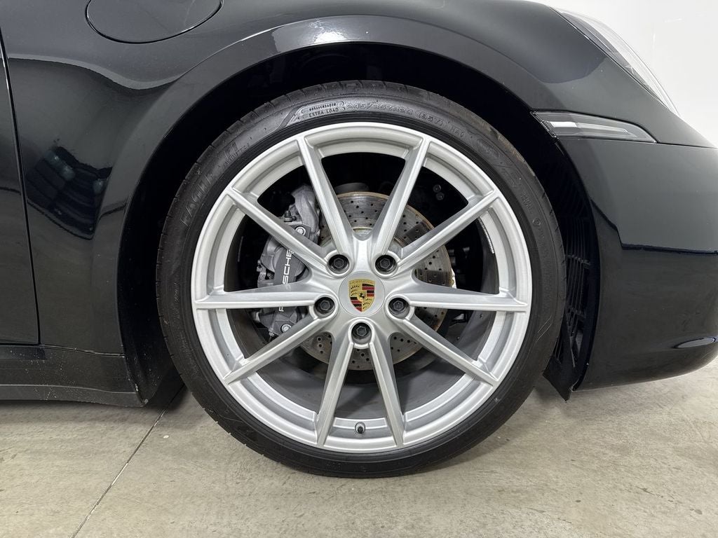 2024 Porsche 911 Carrera 4