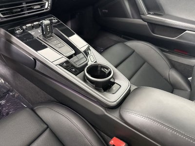 2024 Porsche 911 Carrera 4