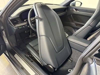 2025 Porsche 911 Carrera