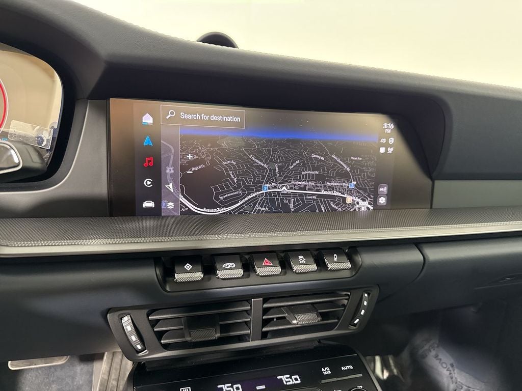 2025 Porsche 911 Carrera