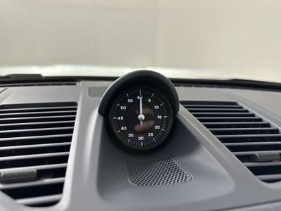 2025 Porsche 911 Carrera