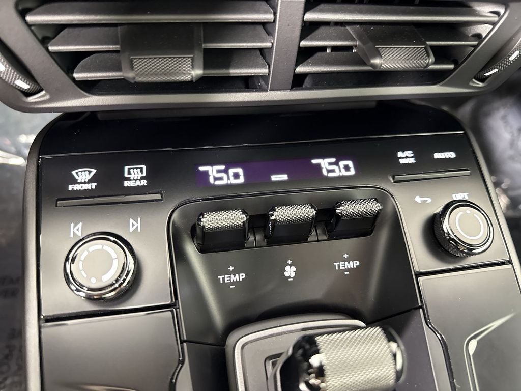 2025 Porsche 911 Carrera