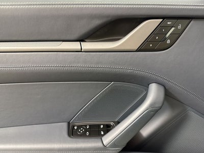 2025 Porsche 911 Carrera