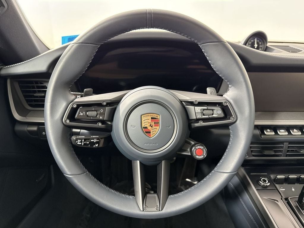 2025 Porsche 911 Carrera