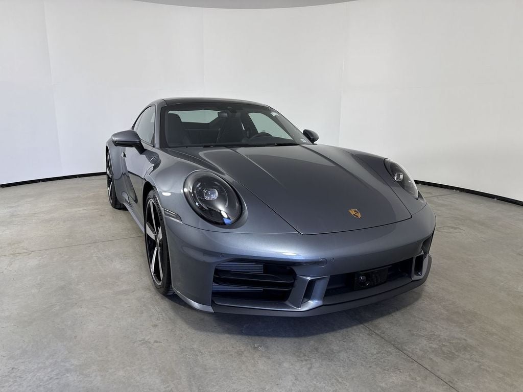 2025 Porsche 911 Carrera