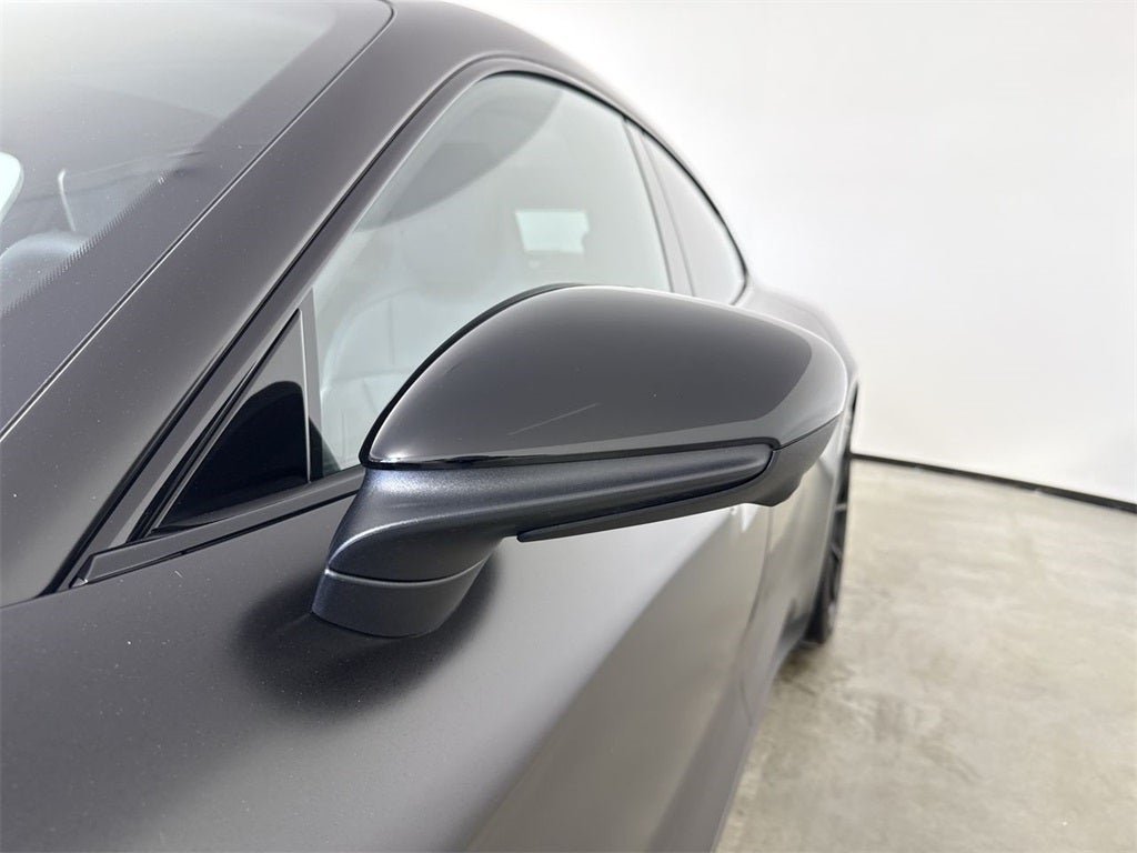 2025 Porsche Taycan RWD