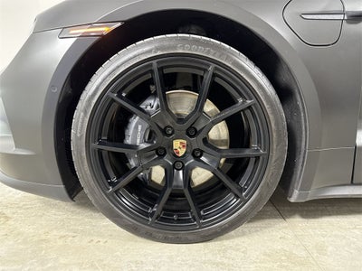 2025 Porsche Taycan RWD