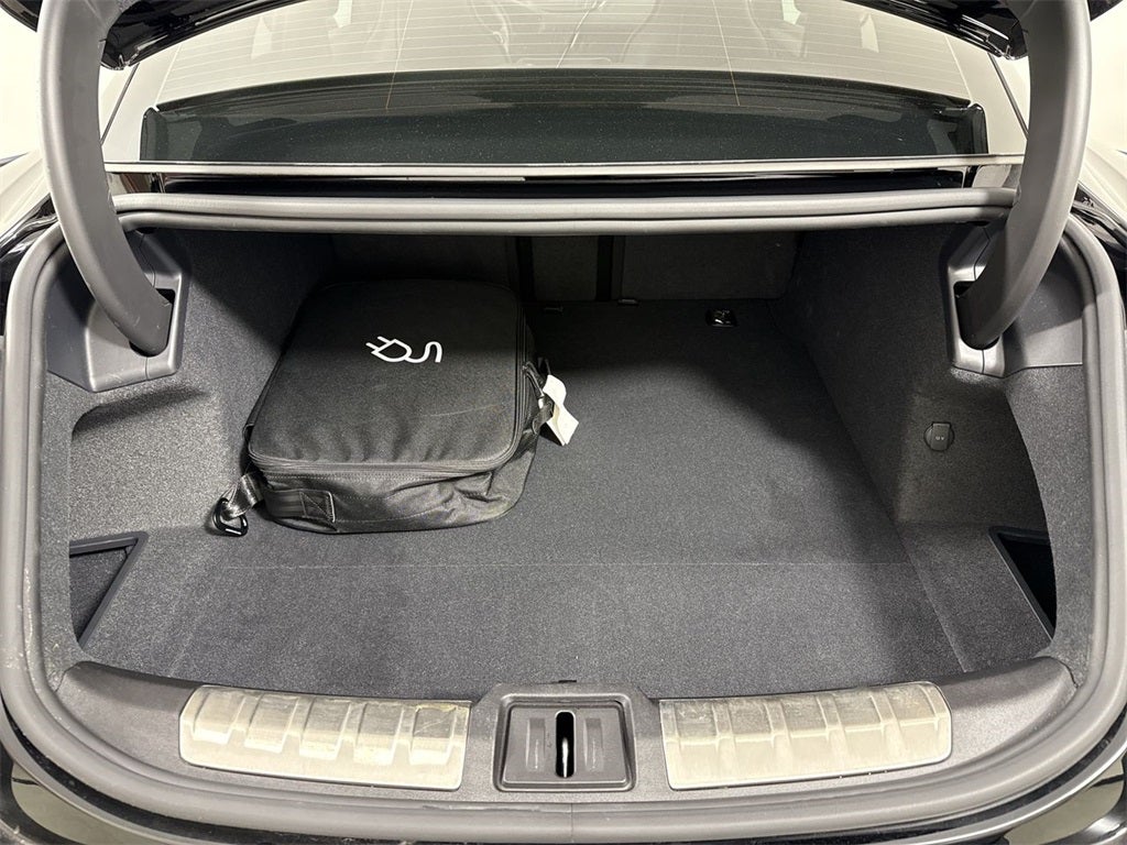 2025 Porsche Taycan RWD