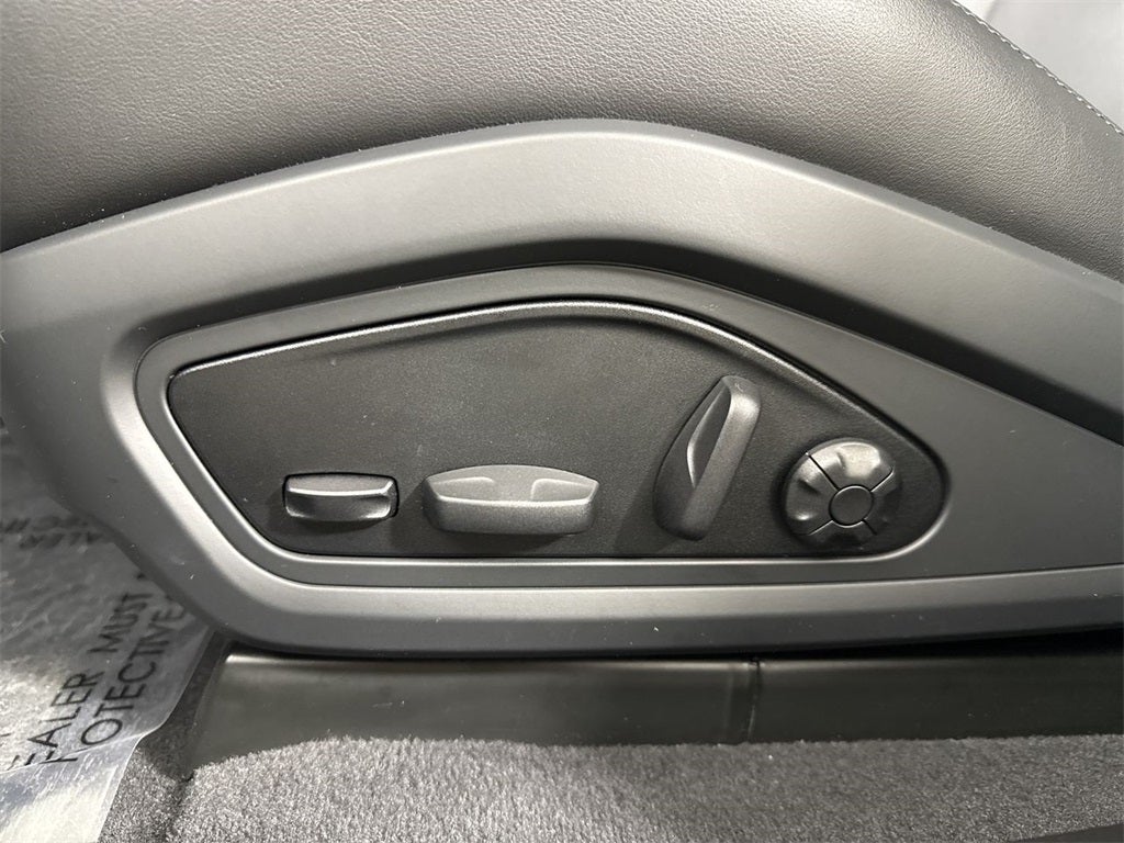 2025 Porsche Taycan RWD