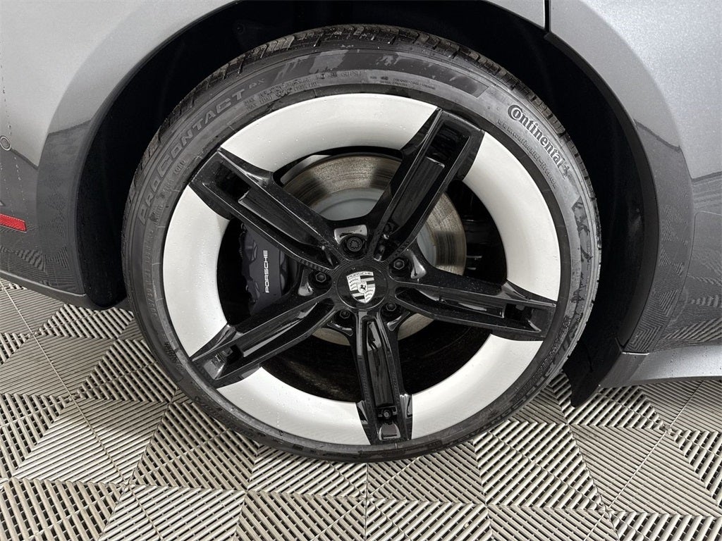 2025 Porsche Taycan RWD