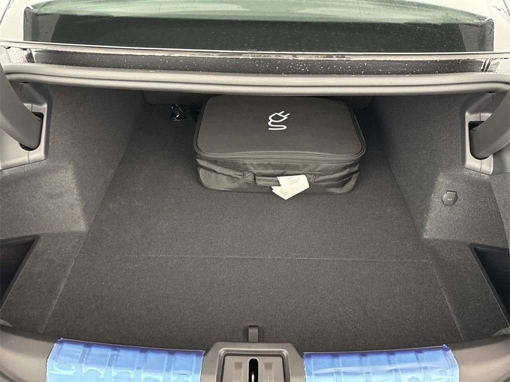 2025 Porsche Taycan RWD