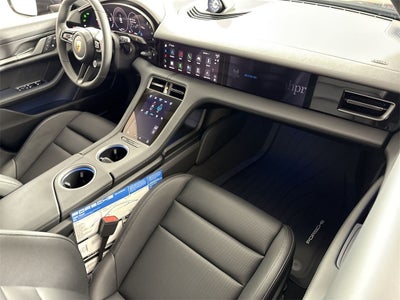 2025 Porsche Taycan RWD