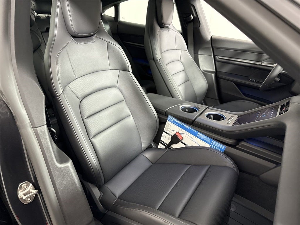 2025 Porsche Taycan RWD