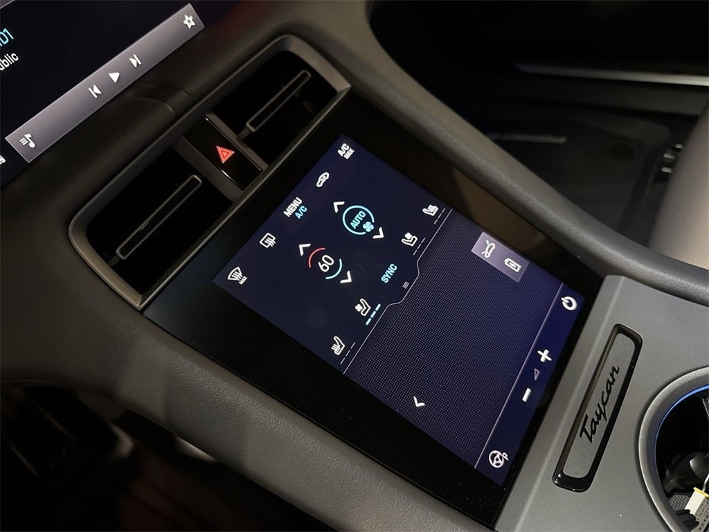 2025 Porsche Taycan RWD