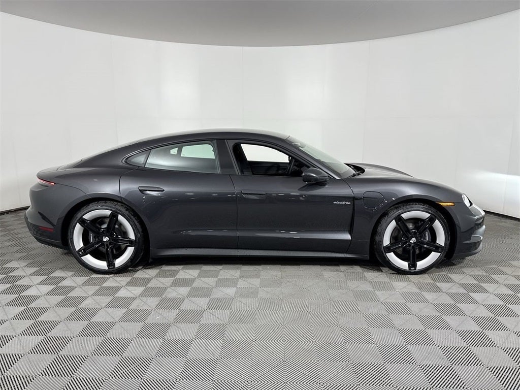 2025 Porsche Taycan RWD