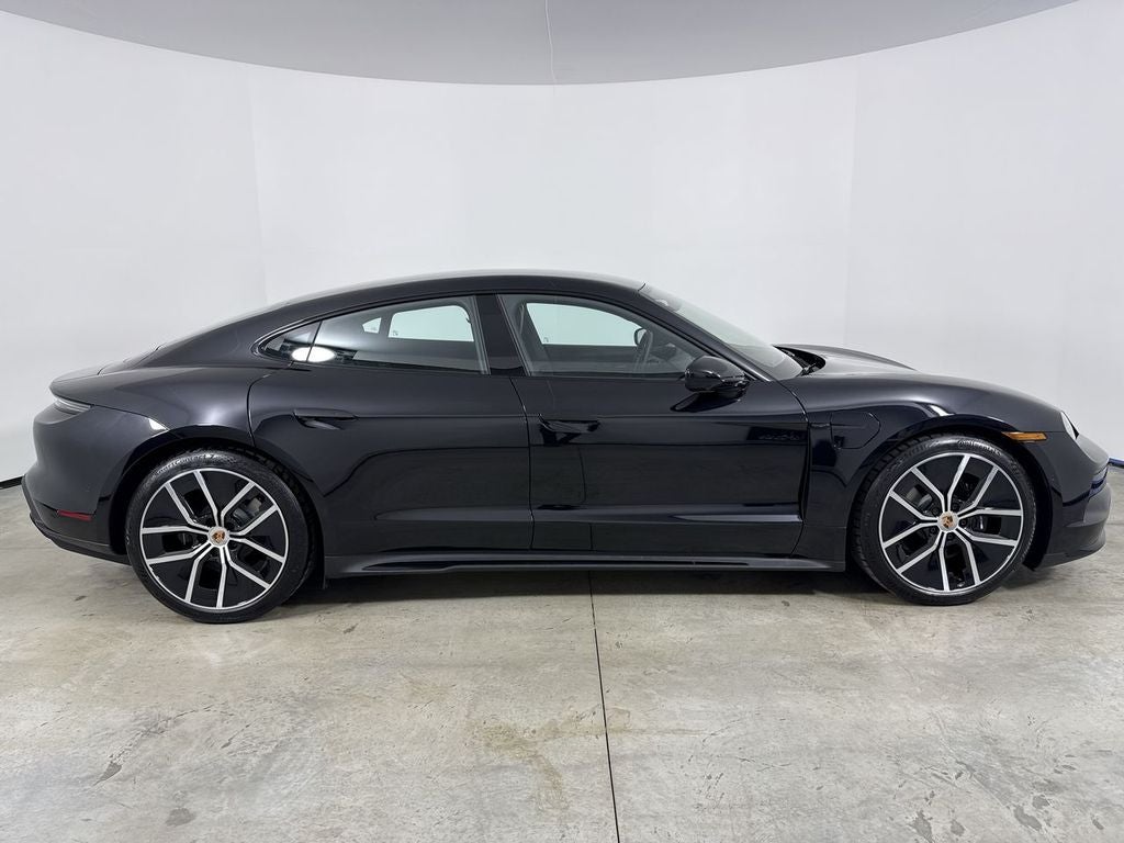 2026 Porsche Taycan Taycan 4 Black Edition