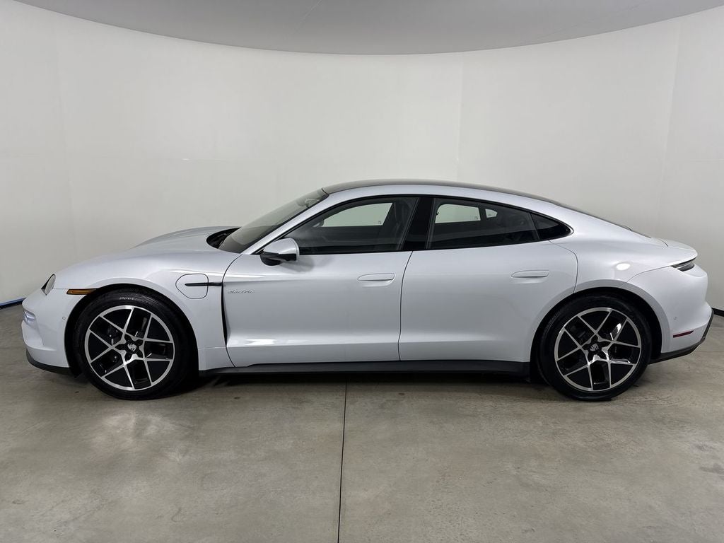 2026 Porsche Taycan 4