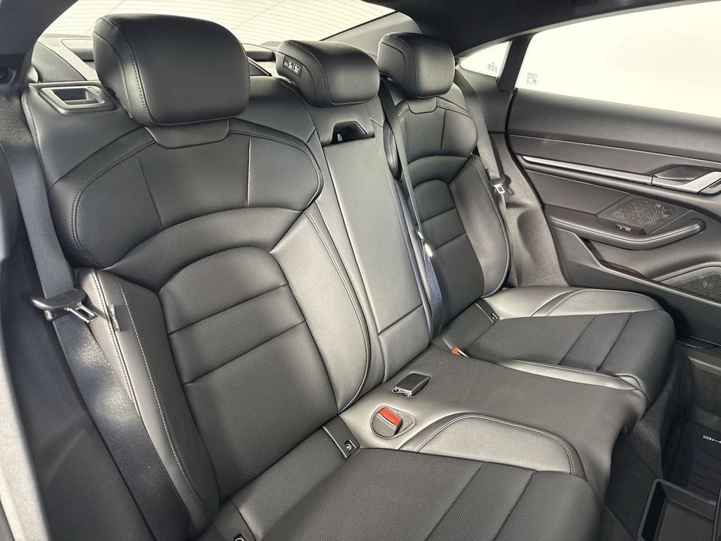 2026 Porsche Taycan 4