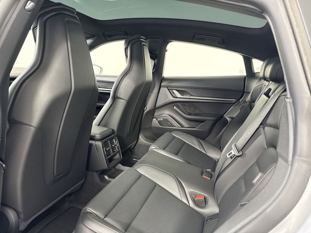 2026 Porsche Taycan 4